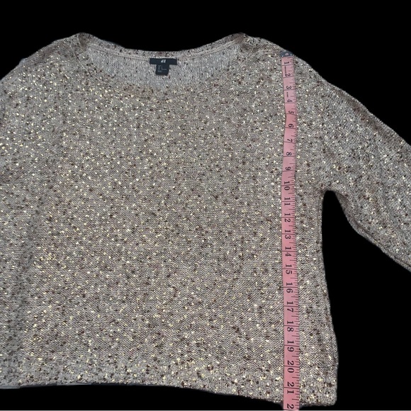 Women’s H&M Beige Gold Flecked Oversized Sweater - Picture 6 of 8